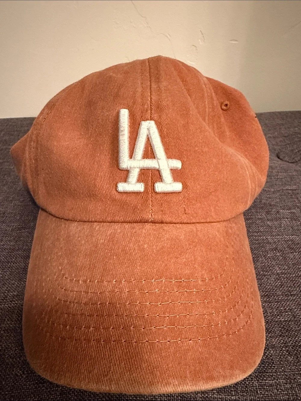 LA hat